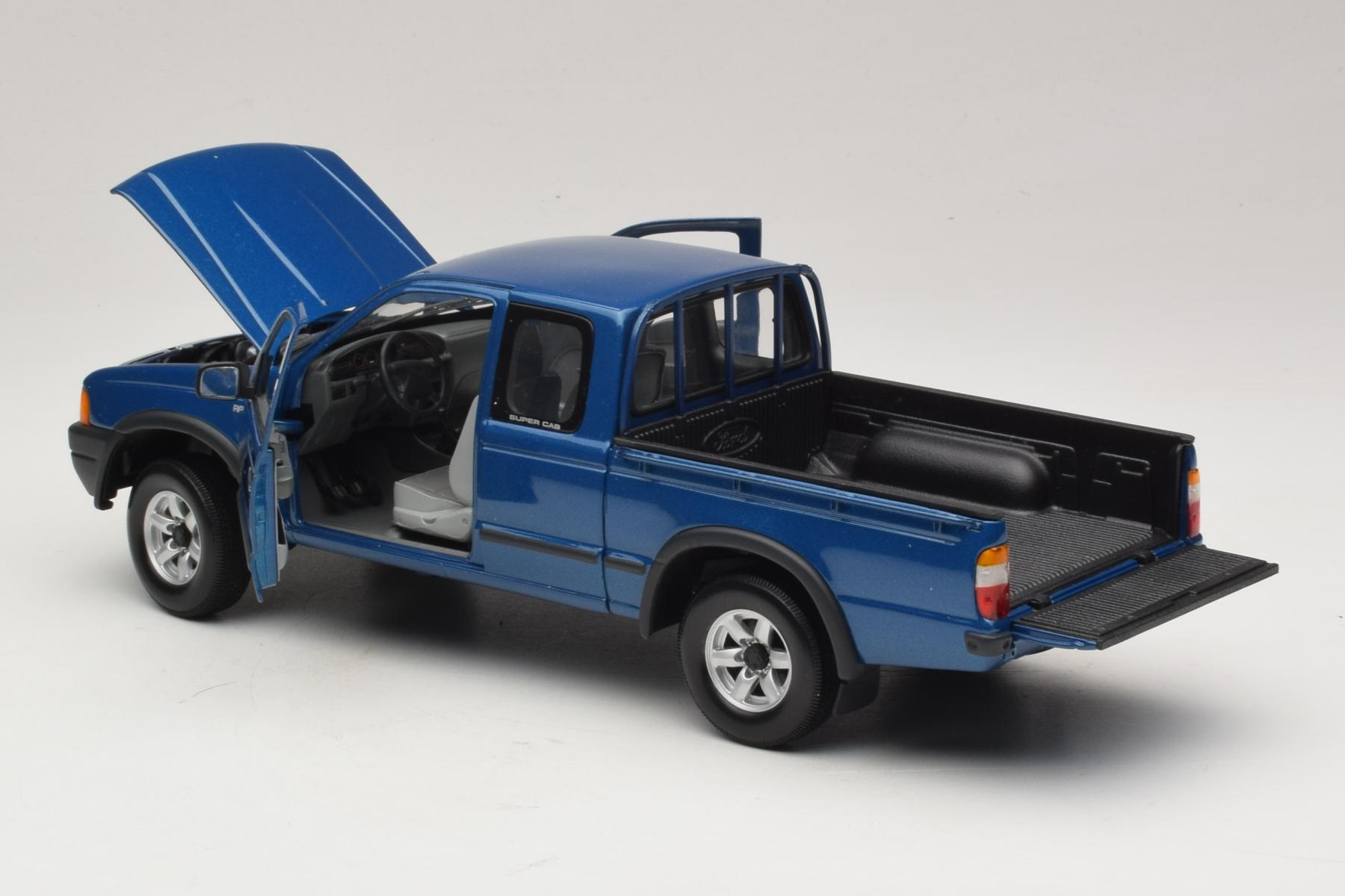 Action Ford Ranger Super Cab 1:18 Blue Pickup 1998