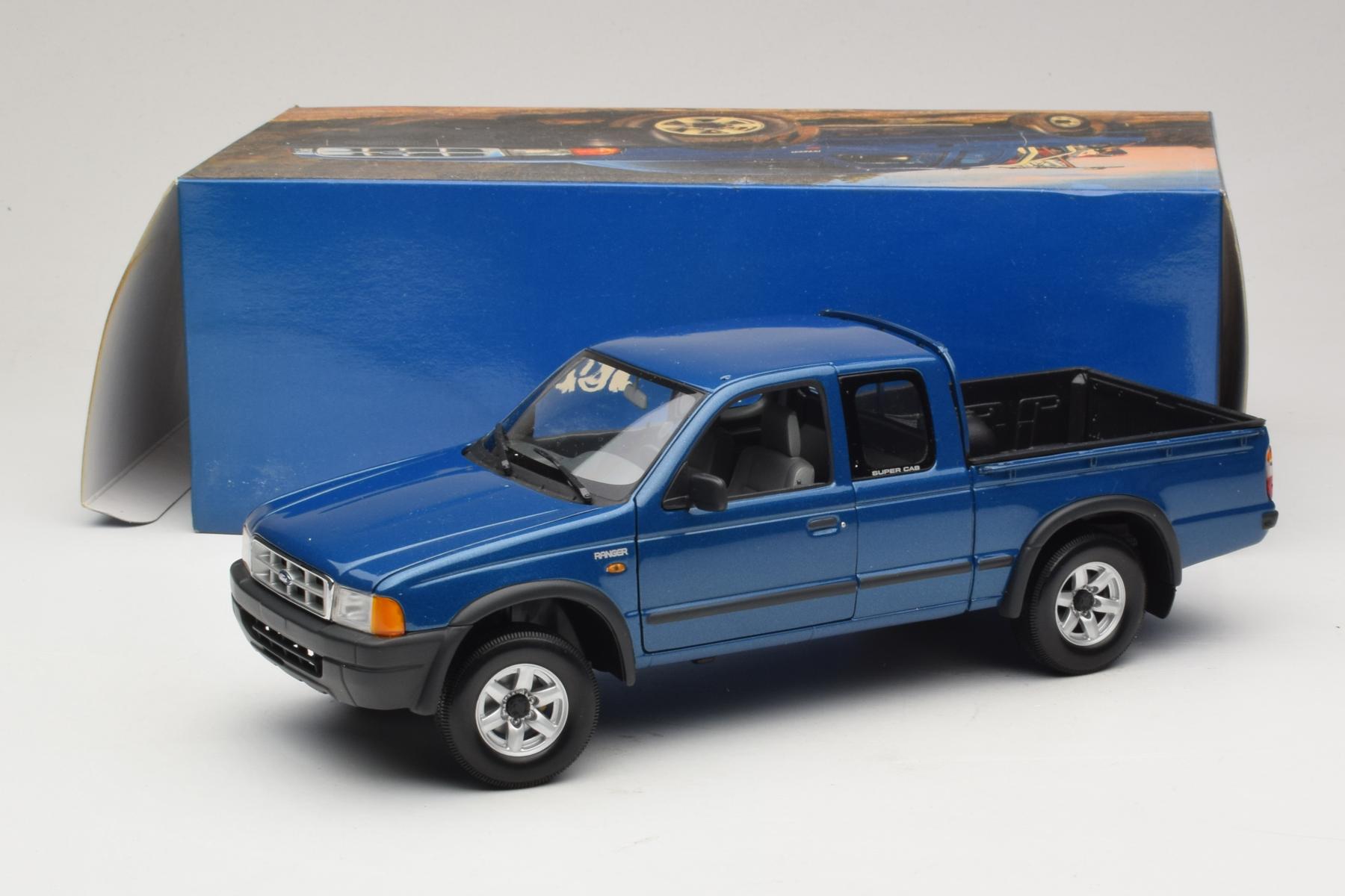 Action Ford Ranger Super Cab 1:18 Blue Pickup 1998