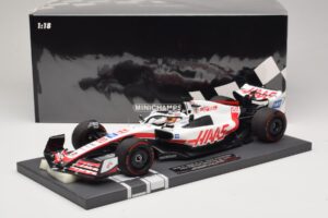 Haas VF-22 K. Magnussen Pole Position Brazilian GP 2022 Minichamps 1:18 117222120 Resin - image 7 of 7