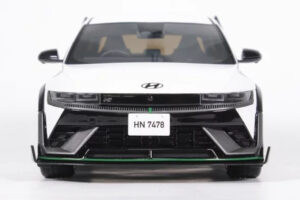 Hyundai Ioniq 5 N DK Edition Atlas White Matt Otto 1:18 OT1227 Resin - image 4 of 5