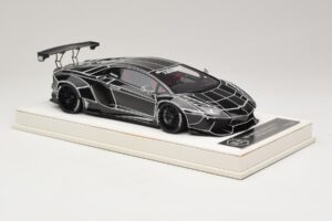 Lamborghini Aventador Liberty Walk TRON Bright Black JUC 1:18 J32-14 Resin - image 4 of 7