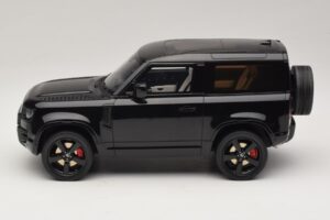 Land Rover Defender 90 L663 P400 X-Dynamic HSE Santorini Black GT Spirit 1:18 GT992 Resin - image 3 of 6