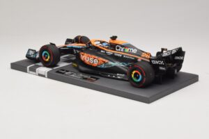 McLaren MCL36 O. Piastri Abu Dhabi Test 2022 Minichamps 1:18 537221828 Resin - image 5 of 7