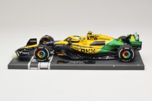 McLaren MCL38 #4 L. Norris Monaco GP Winner 2024 Minichamps 1:18 537242604 Resin - image 3 of 7
