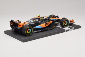 McLaren MCL60 #4 L. Norris 2nd Place Hungarian GP 2023 Minichamps 1:18 537233004 Resin - image 2 of 7