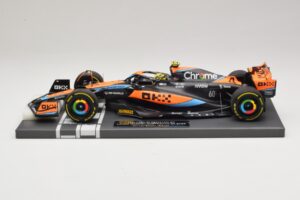 McLaren MCL60 #4 L. Norris Australian GP 2023 Minichamps 1:18 537232104 Resin - image 3 of 7