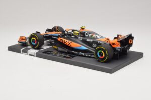 McLaren MCL60 #4 L. Norris Australian GP 2023 Minichamps 1:18 537232104 Resin - image 5 of 7