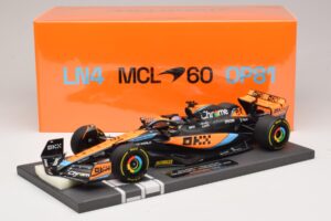 McLaren MCL60 #81 O. Piastri Hungarian GP 2023 Minichamps 1:18 537233081 Resin - image 7 of 7