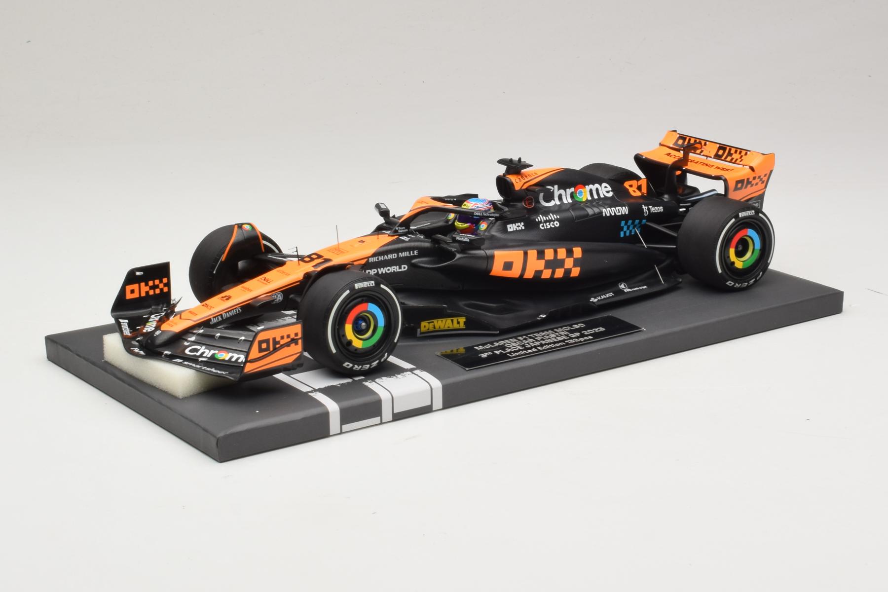 Minichamps McLaren MCL60 1:18 O. Piastri Japan 2023