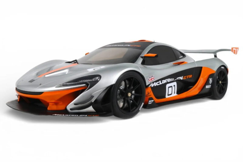 McLaren P1 GTR Pebble Beach GT Spirit 1:8 McLaren P1 GTR Pebble Beach GT Spirit 1:8 GTS800902 Resin