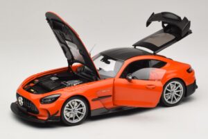 Mercedes AMG GT Black Series C190 Orange With Silver Wheels Minichamps 1:18 110032024 Diecast - image 2 of 8