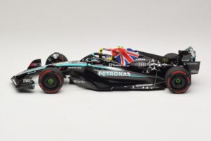 Mercedes AMG Petronas W15 E Performance L. Hamilton Winner British GP 2024 Minichamps 1:18 110241244 Resin - image 3 of 7