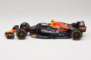 Oracle Red Bull Racing RB18 S. Perez Winner Monaco GP 2022 Minichamps 1:18 110220711 Resin - image 3 of 7