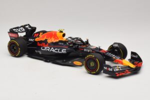 Oracle Red Bull Racing RB18 S. Perez Winner Monaco GP 2022 Minichamps 1:18 110220711 Resin - image 4 of 7