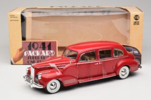 Packard Super Eight One-Eighty Red Greenlight 1:18 12971 Diecast - image 6 of 6