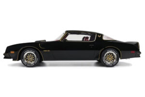 Pontiac Firebird Trans Am Starlight Black Otto 1:12 G098 Resin - image 3 of 5