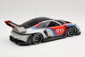 Porsche 911 992 GT3 R Rennsport GT Spirit 1:18 GT495 Resin - image 2 of 6