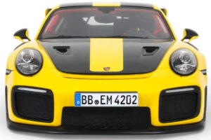 Porsche 911 GT2 RS 991.2 Nurburgring Lap Record Yellow GT Spirit 1:18 GT972 Resin - image 4 of 5