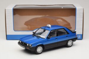 Renault 11 GTL Taxi James Bond MCG 1:18 MCG18833 Diecast - image 6 of 6