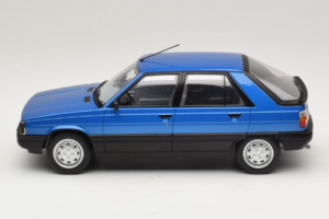 Renault 11 TXE Blue Metallic MCG 1:18 MCG18591 Diecast - image 3 of 6