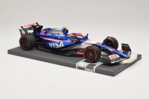 Visa Cash App RB VCARB 01 Y. Tsunoda 2024 Minichamps 1:18 117240122 Resin - image 4 of 7