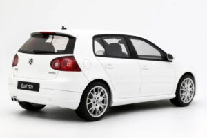 Volkswagen Golf GTI Mk5 Edition 30 Candy White Otto 1:18 OT1250 Resin - image 2 of 5