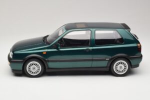 Volkswagen Golf Mk3 VR6 Carat Dragon Green Otto 1:12 G099 Resin - image 3 of 6