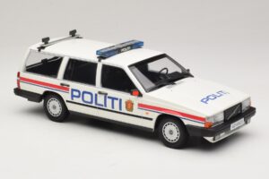 Volvo 740 GL Estate Politi Norway Minichamps 1:18 155171796 Diecast - image 4 of 6