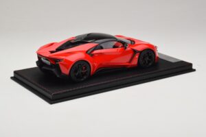 W Motors Fenyr Supersport Red SophiArt 1:18 SA003-06 Resin - image 2 of 6