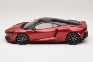 McLaren GTS Red GT Spirit 1:18 GT971 Resin - image 3 of 6
