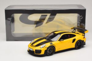 Porsche 911 GT2 RS 991.2 Nurburgring Lap Record Yellow GT Spirit 1:18 GT972 Resin - image 6 of 6