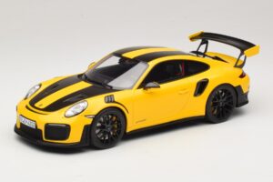 Porsche 911 GT2 RS 991.2 Nurburgring Lap Record Yellow GT Spirit 1:18 GT972 Resin