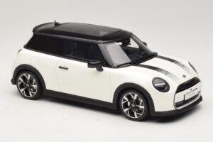 Mini Cooper S F66 Nanuq White Metallic Otto 1:18 OT1245 Resin - image 4 of 6