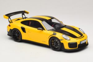 Porsche 911 GT2 RS 991.2 Nurburgring Lap Record Yellow GT Spirit 1:18 GT972 Resin - image 4 of 6
