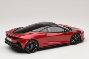 McLaren GTS Red GT Spirit 1:18 GT971 Resin - image 2 of 6