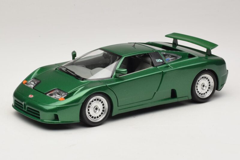 Bugatti EB110 Green Metallic Bburago 1:18 Bugatti EB110 Green Metallic Bburago 1:18 3003 Diecast