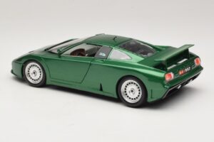Bugatti EB110 Green Metallic Bburago 1:18 3003 Diecast - image 7 of 8