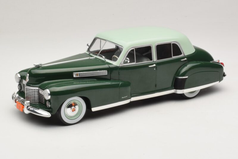 Cadillac Fleetwood Series 60 Special Green MCG 1:18 MCG18657 Diecast