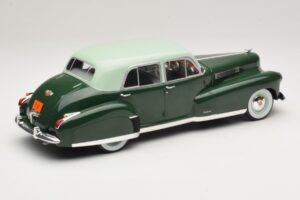 Cadillac Fleetwood Series 60 Special Green MCG 1:18 MCG18657 Diecast - image 2 of 6