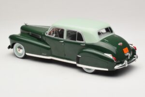 Cadillac Fleetwood Series 60 Special Green MCG 1:18 MCG18657 Diecast - image 5 of 6