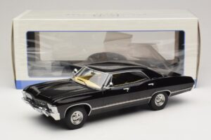 Chevrolet Impala Black MCG 1:18 MCG181006 Diecast - image 6 of 6
