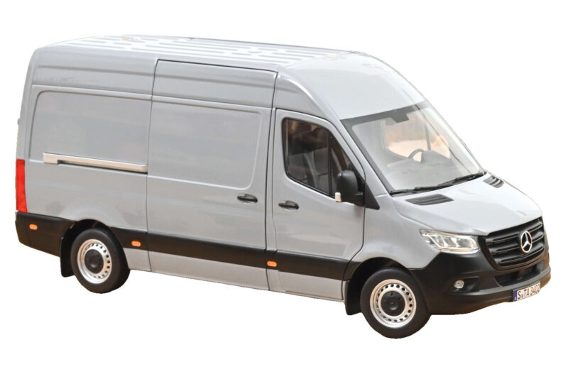 Mercedes Sprinter Grey Norev 1:18 Mercedes Sprinter Grey Norev 1:18 183042 Diecast