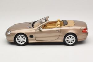 Mercedes SL500 R230 Travertine Beige Norev 1:18 183843 Diecast - image 5 of 9