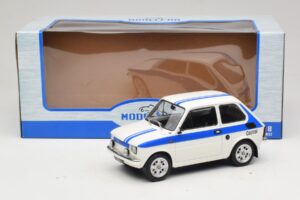 Fiat 126 Castrol Livery White Blue MCG 1:18 MCG18666 Diecast - image 6 of 6
