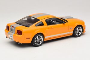 Ford Mustang GT S197 Grabber Orange Metallic AUTOart 1:18 73117-A1 Diecast - image 3 of 8