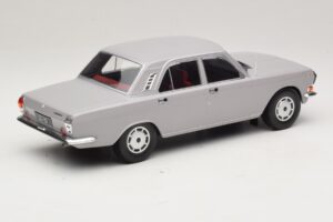 GAZ Volga GAZ-24-10 Grey MCG 1:18 MCG18016 Diecast - image 2 of 6