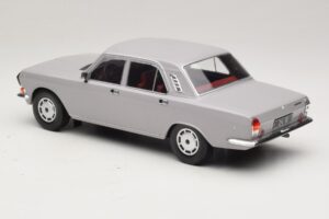 GAZ Volga GAZ-24-10 Grey MCG 1:18 MCG18016 Diecast - image 5 of 6