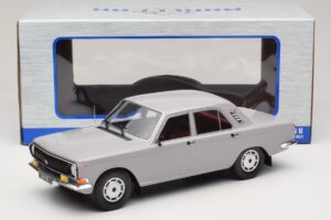 GAZ Volga GAZ-24-10 Grey MCG 1:18 MCG18016 Diecast - image 6 of 6
