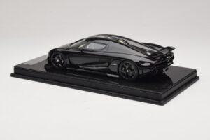 Koenigsegg Regera Black Carbon Package Beige Interior FrontiArt 1:18 REMC042 Resin - image 5 of 7