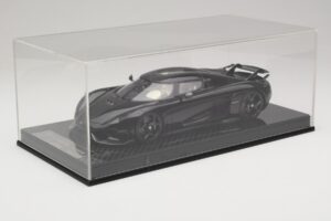 Koenigsegg Regera Black Carbon Package Beige Interior FrontiArt 1:18 REMC042 Resin - image 6 of 7